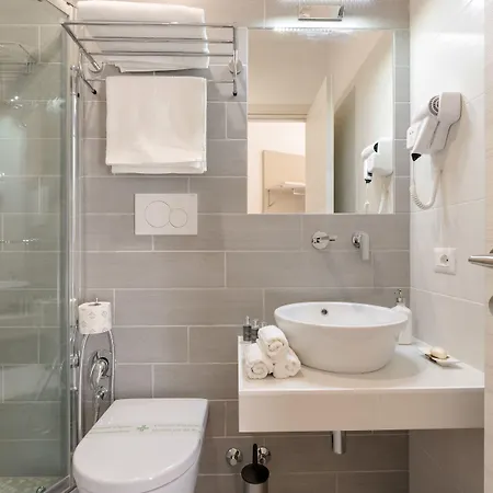 Dolce Luxury 4*