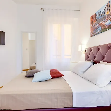 Πανσιόν Dolce Luxury 2*