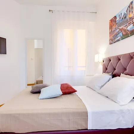 בית הארחה Dolce Luxury 4*